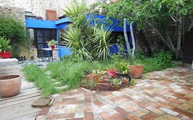 maison dans jardin