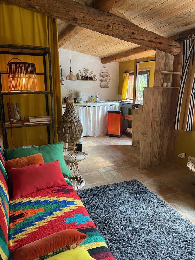 maison dans jardin Villeseque-des-Corbieres Extérieur photo