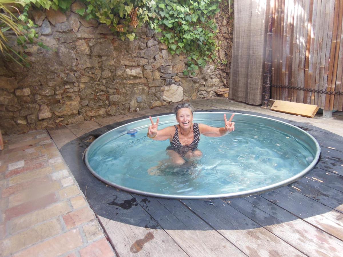 maison dans jardin Villeseque-des-Corbieres Extérieur photo
